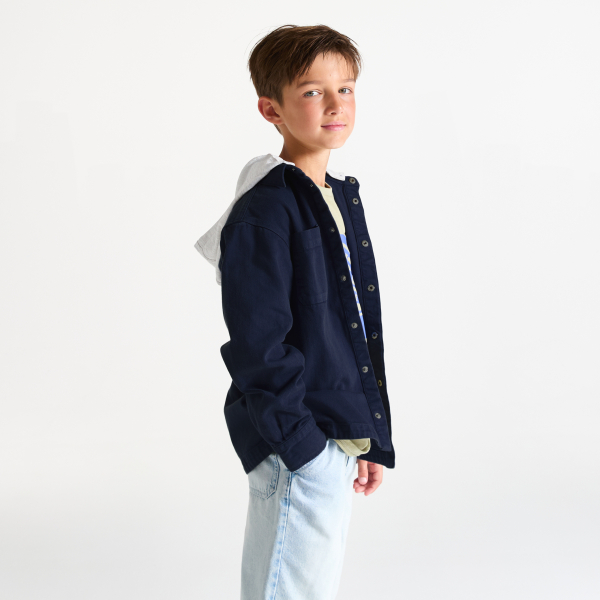 قميص فوقي بقلنسوة قابلة للخلع أزرق داكن للأولاد